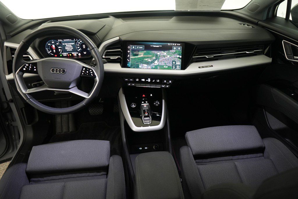 Audi Q4 40 e-tron Kamera MMI Navi pro foto 13