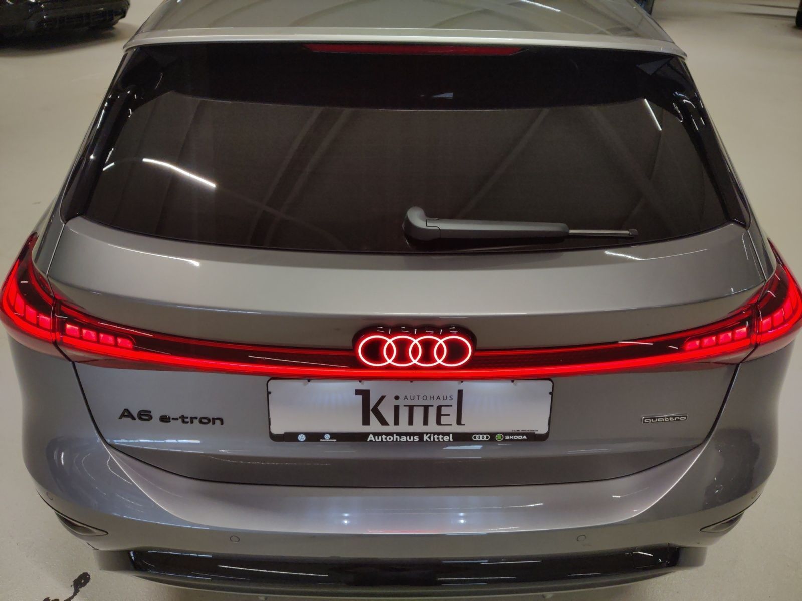 A6 Avant e-tron quattro 315 kW