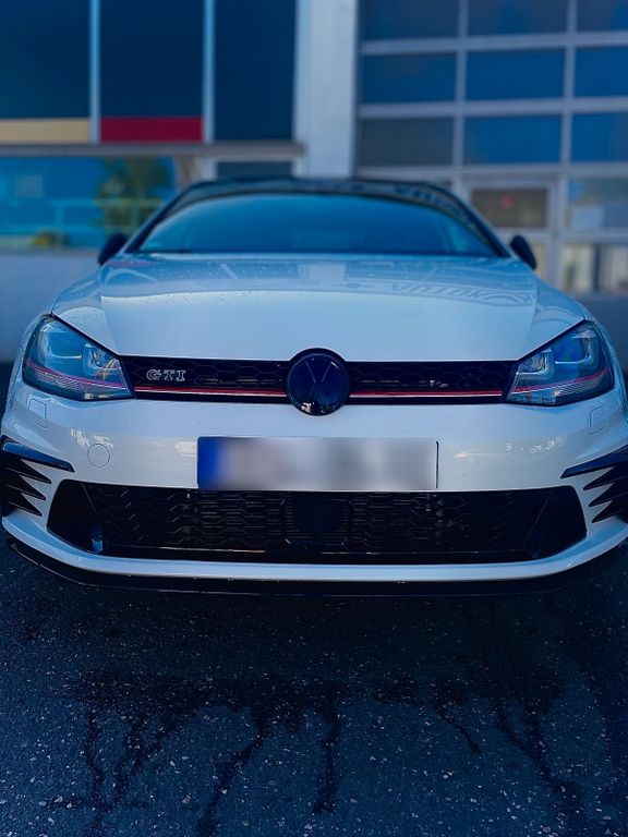 Image of Volkswagen Golf