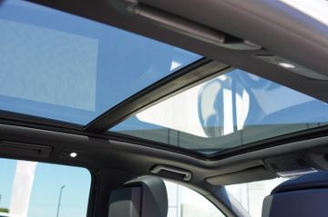 Volkswagen Touareg - 11