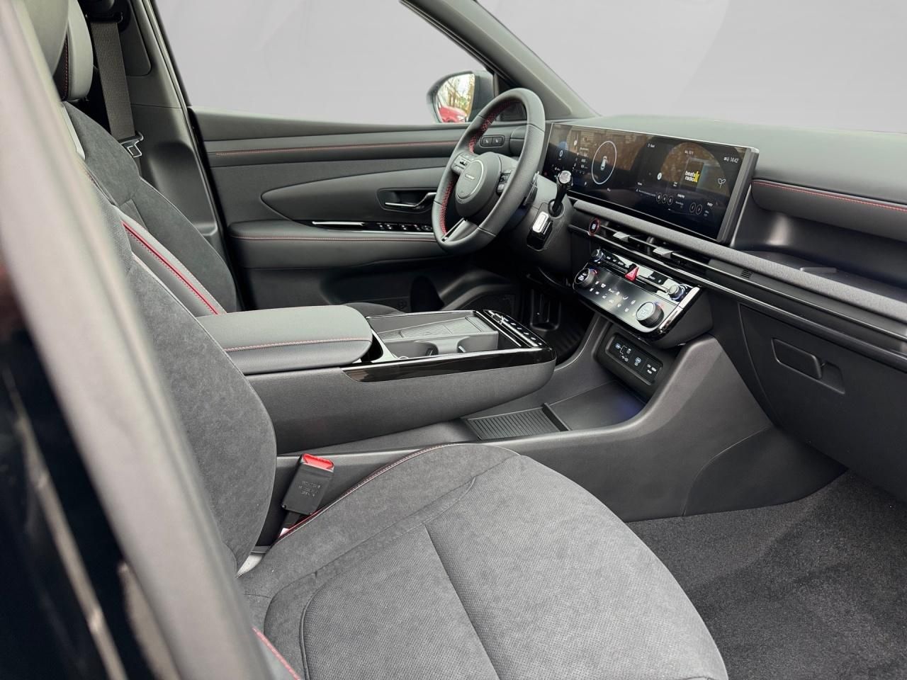 Fahrzeugabbildung Hyundai TUCSON N-LINE PANODACH*SITZ-PAKET*360°*MATRIXLED