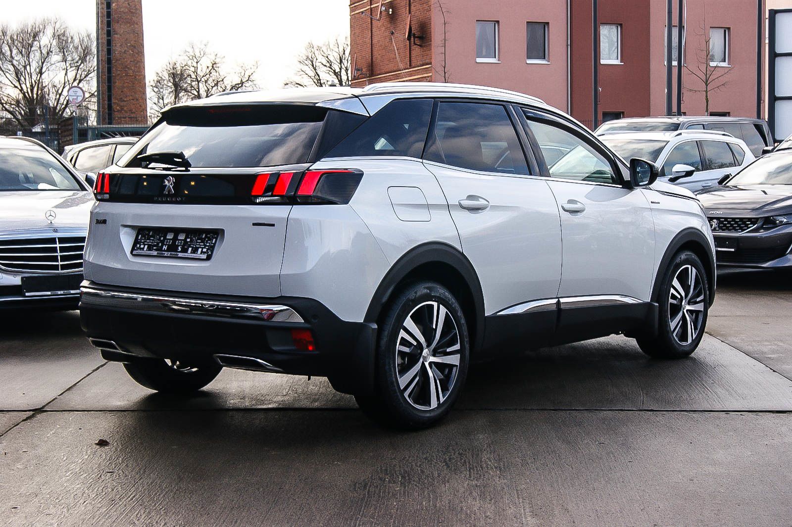 Fahrzeugabbildung Peugeot 3008 GT-LINE 1.6T PANORAMADACH LED SPORT 1.HAND