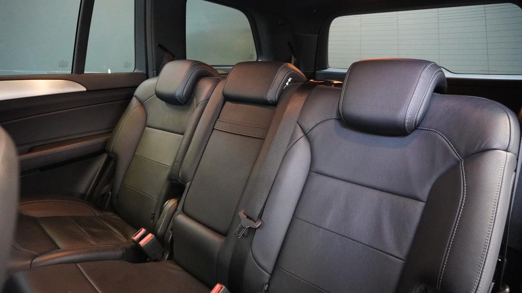 Mercedes-Benz GLS 400