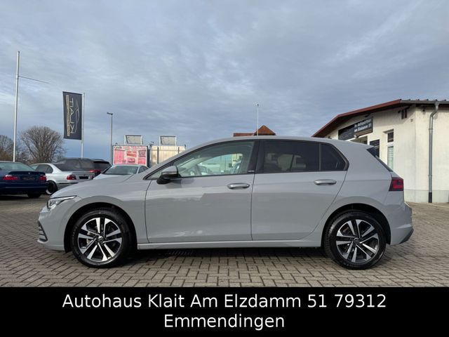 Fahrzeugabbildung Volkswagen Golf VIII Lim. United 2.0 TDI IQ.Light United