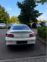 Mercedes-Benz C 43 AMG C 43 4MATIC Autom. Standard - Mercedes-Benz C 43 AMG mit Benzin-Antrieb: Sportwagen