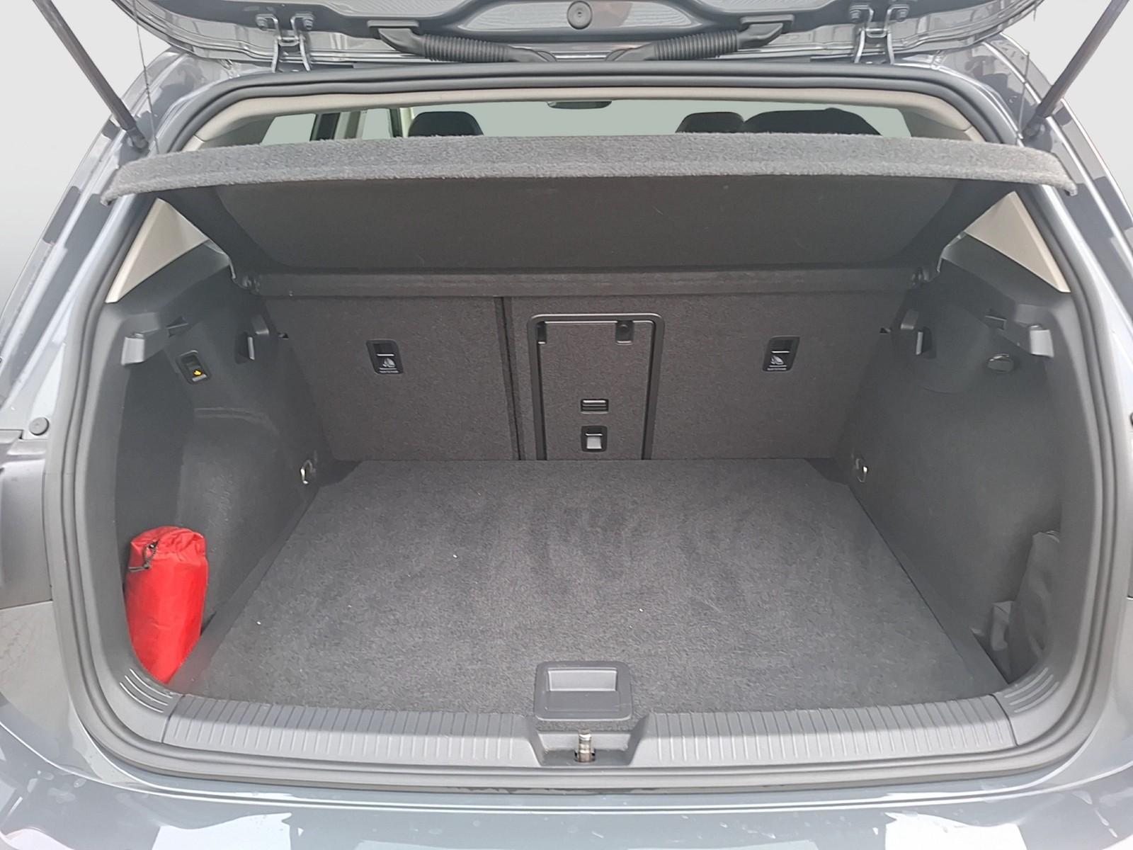 Volkswagen Golf VIII TDI Life LED AHK Navi AID ACC PDC SHZ, миниатюра 13