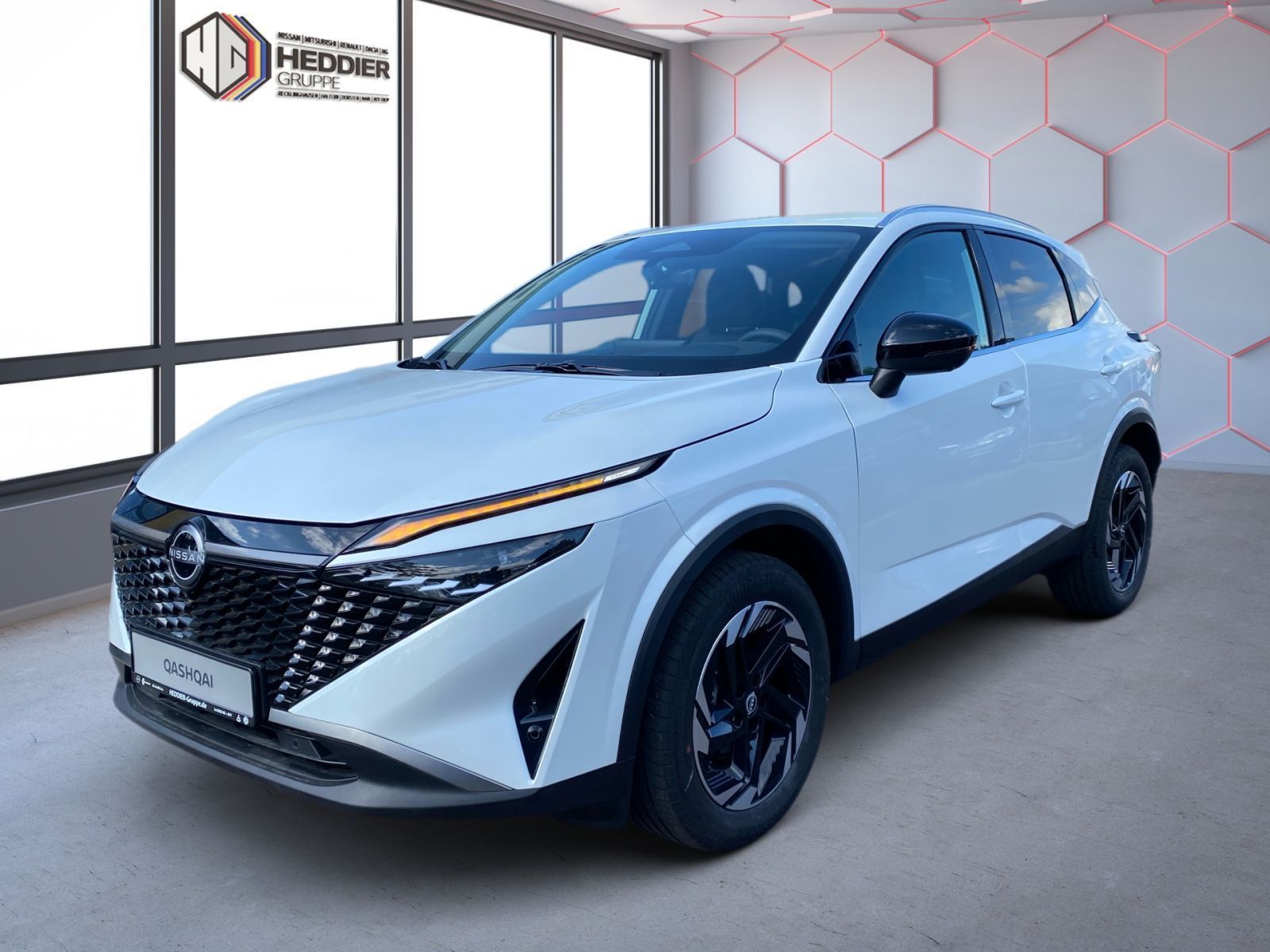 Fahrzeugabbildung Nissan QASHQAI 1.3 DIG-T MHEV 158 PS MT 4x2 N-Connecta