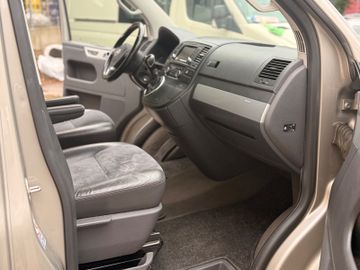 Volkswagen T5 Multivan - 9
