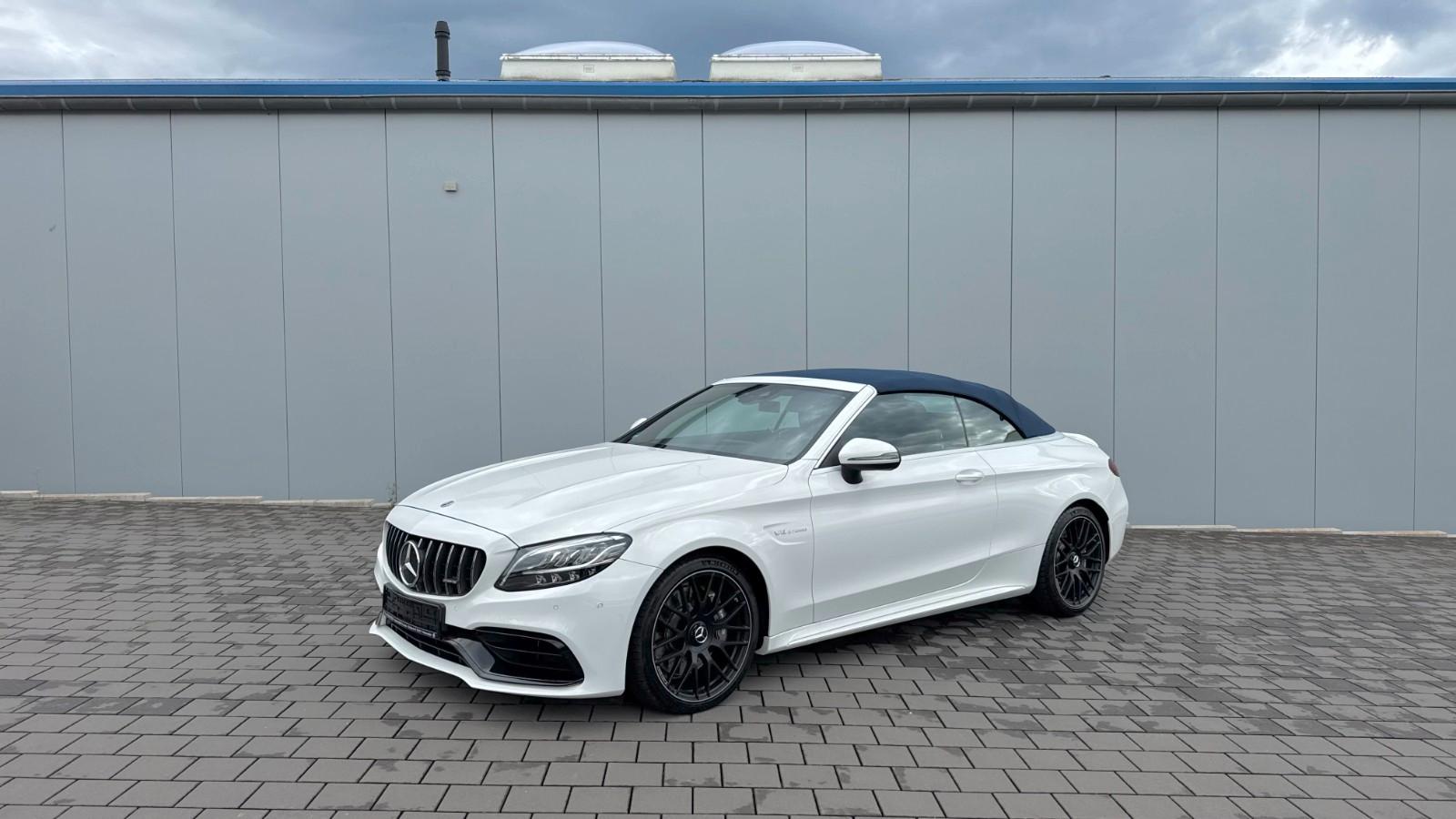 Mercedes-Benz C 63 AMG Cabrio Burmester HuD Kamera LED