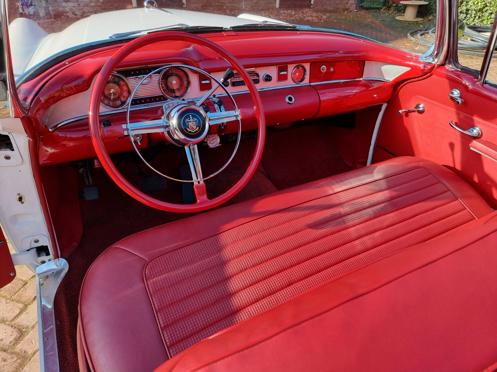 Fahrzeugabbildung Buick Special Deluxe Convertible im 1A Sammlerzustand