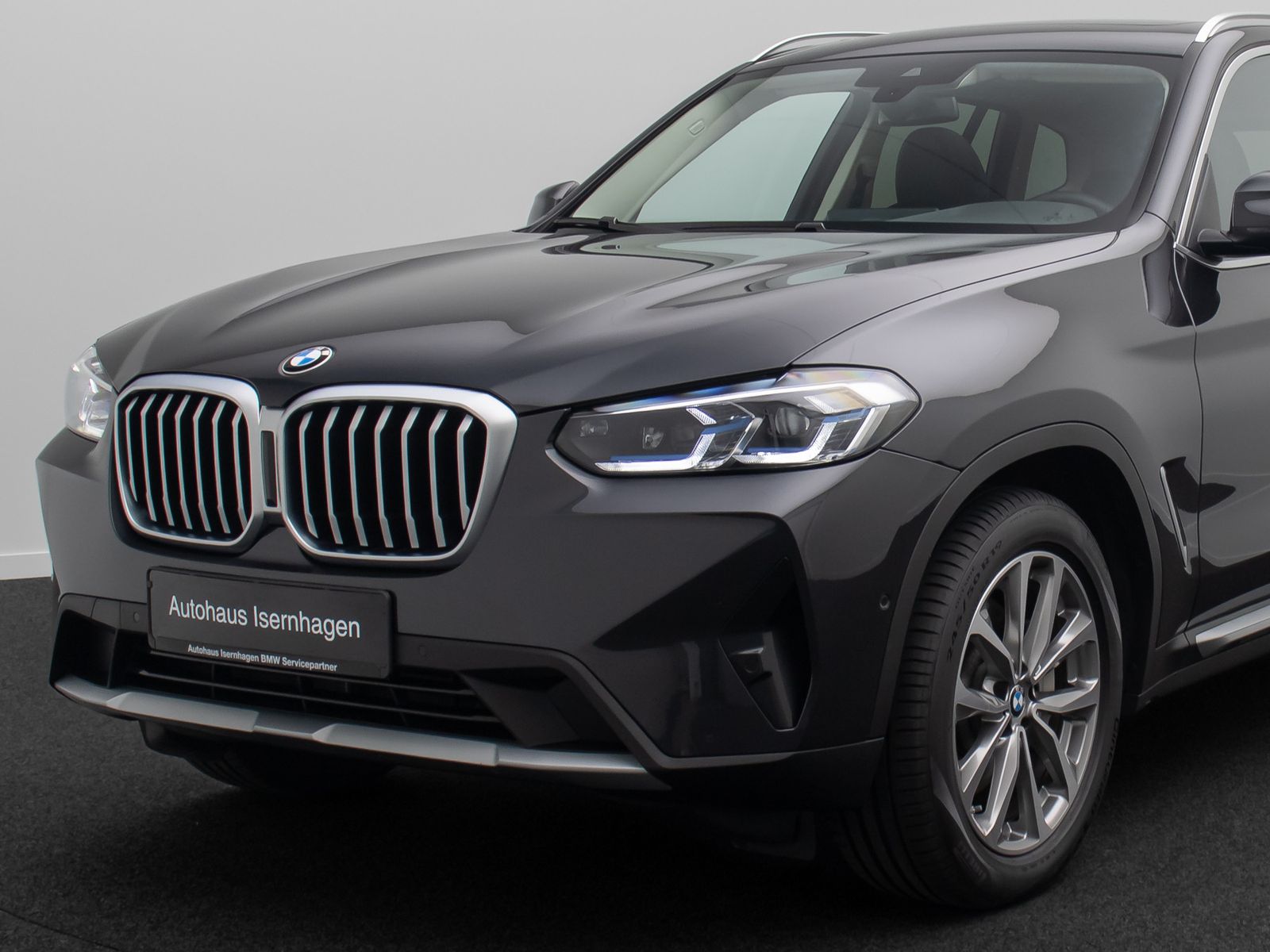 Fahrzeugabbildung BMW X3 xD30i  DAB Kamera HiFi AHK Panorama Laser 19"