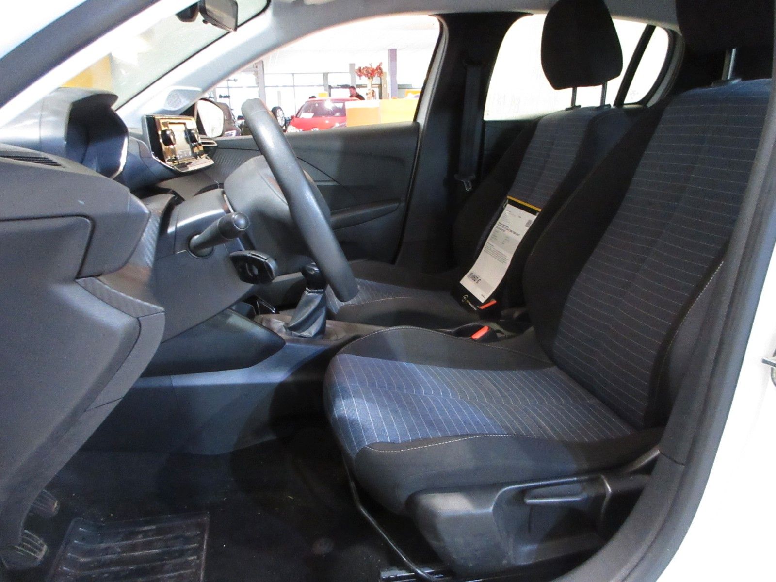 Fahrzeugabbildung Peugeot 208 1.2 Like KLIMA/TEMPOMAT/SPURASSISTENT