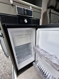 HYMER  ERIBA  HYMERCAR Ayers Rock Fiat Fahrassistenz Premium Lithium 