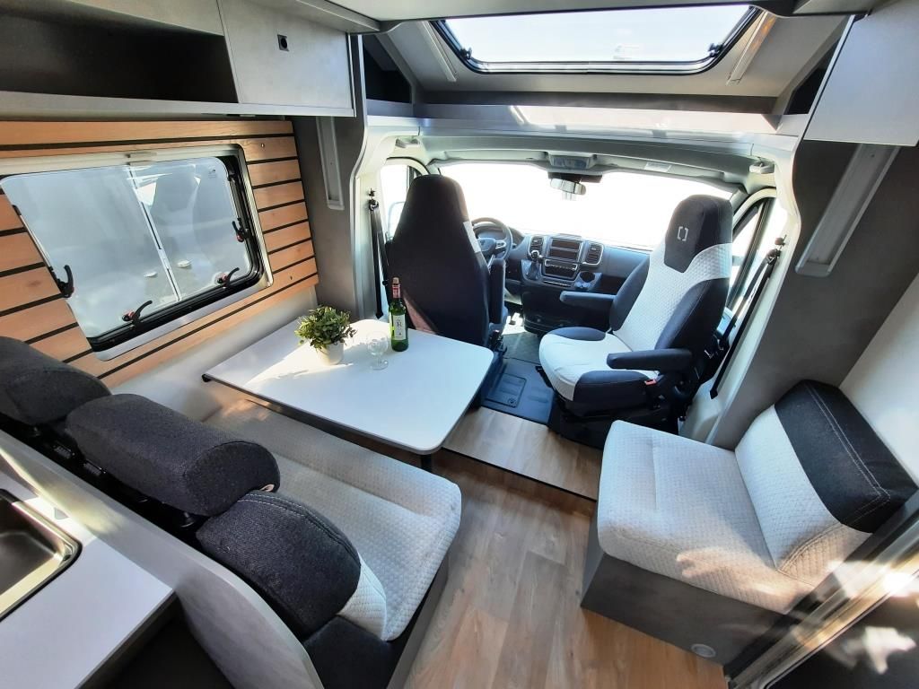 Fahrzeugabbildung Crosscamp EXPDN 7.4 E Verfüg./Sparen Sie 4.566,- €