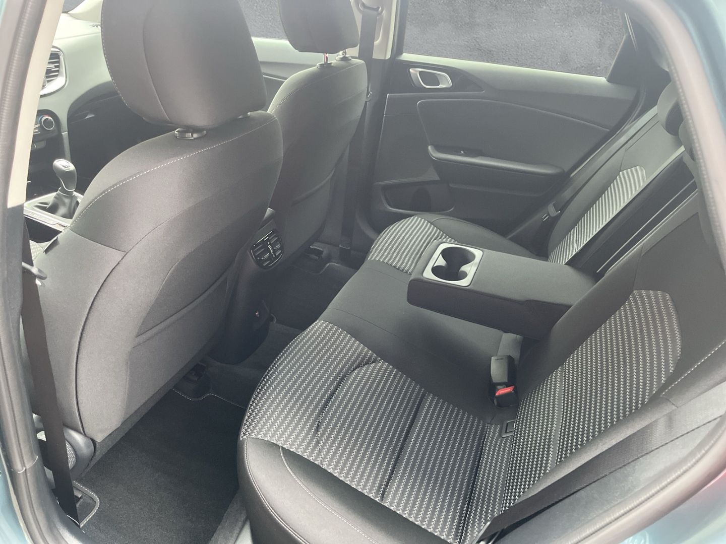 Fahrzeugabbildung Kia Ceed ULTIMATE EDITION 1.0 T-GDI  *STYLE-PAKET*