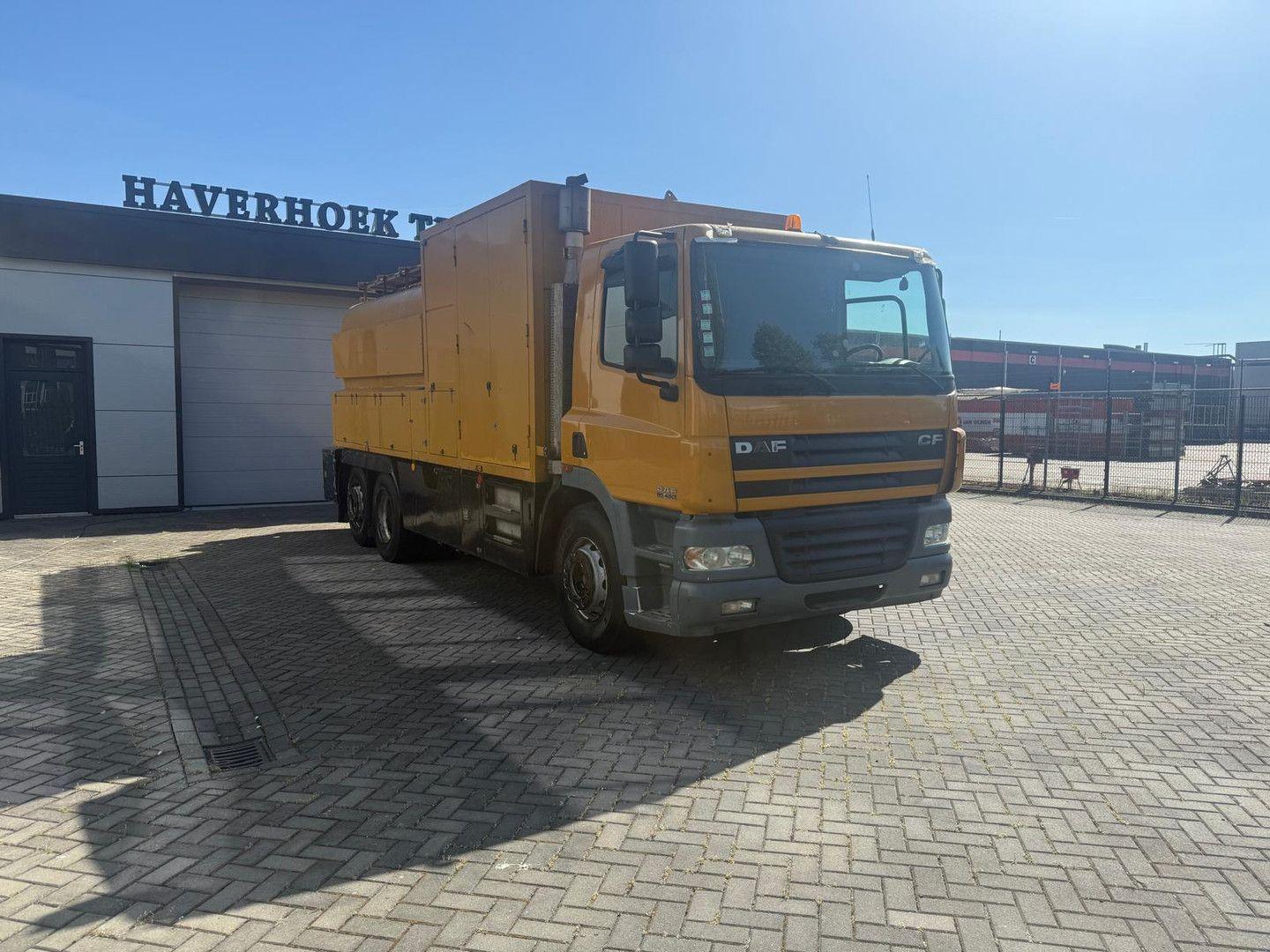 DAF CF 85.480 6x2-4 HD Truck only 8900 Hours