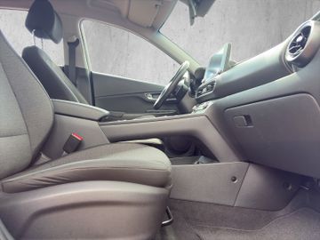 Hyundai Kona Select Elektro Kam.+KeyLess+Navi+SHZ+ACC