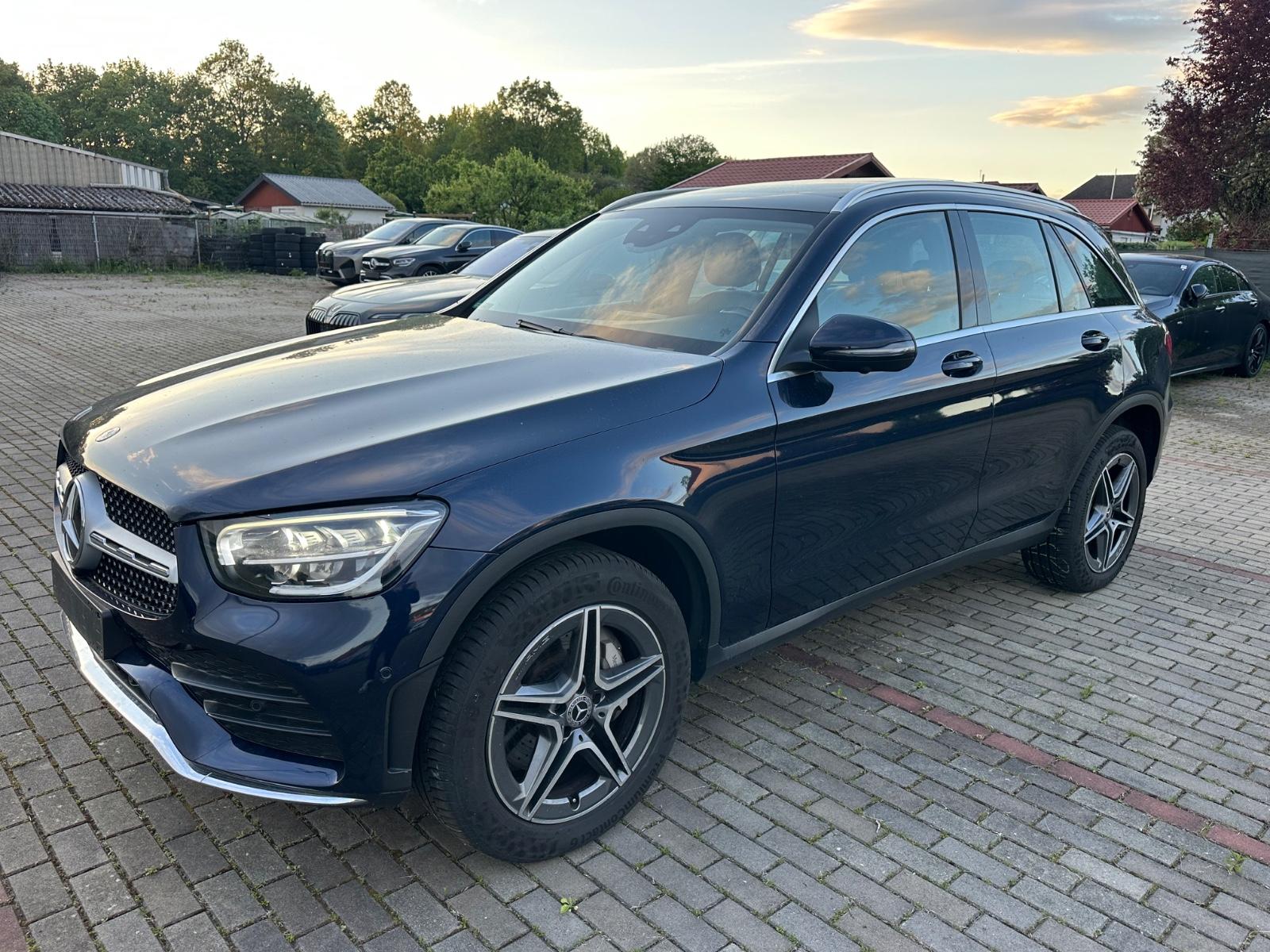 Mercedes-Benz GLC 300 de 4Matic AMG /Panorama/29200Netto