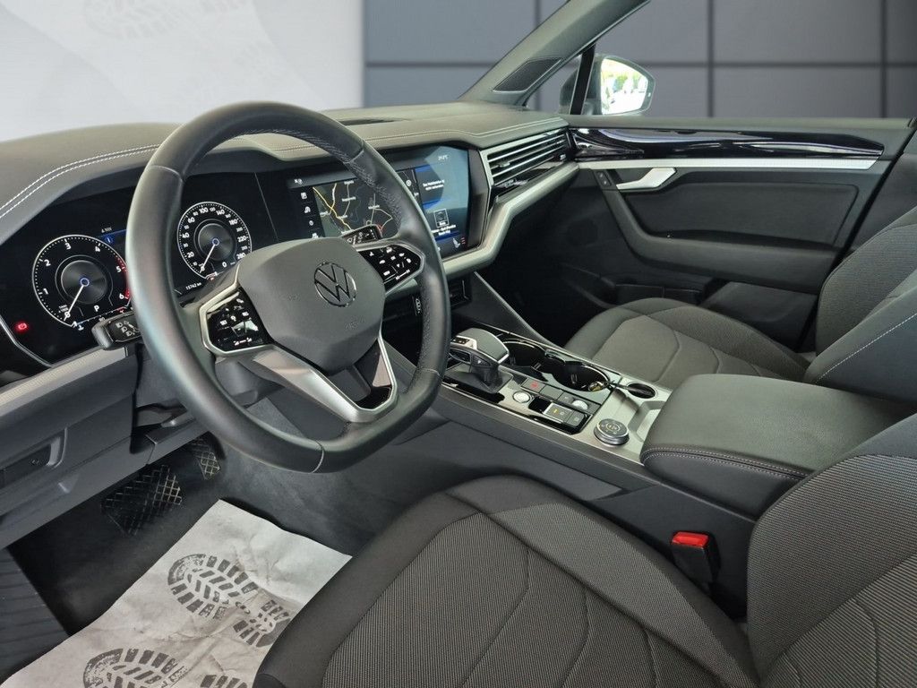 Touareg 3.0 V6 4Motion *DSG*LED*AHK*EASY OPEN*RE