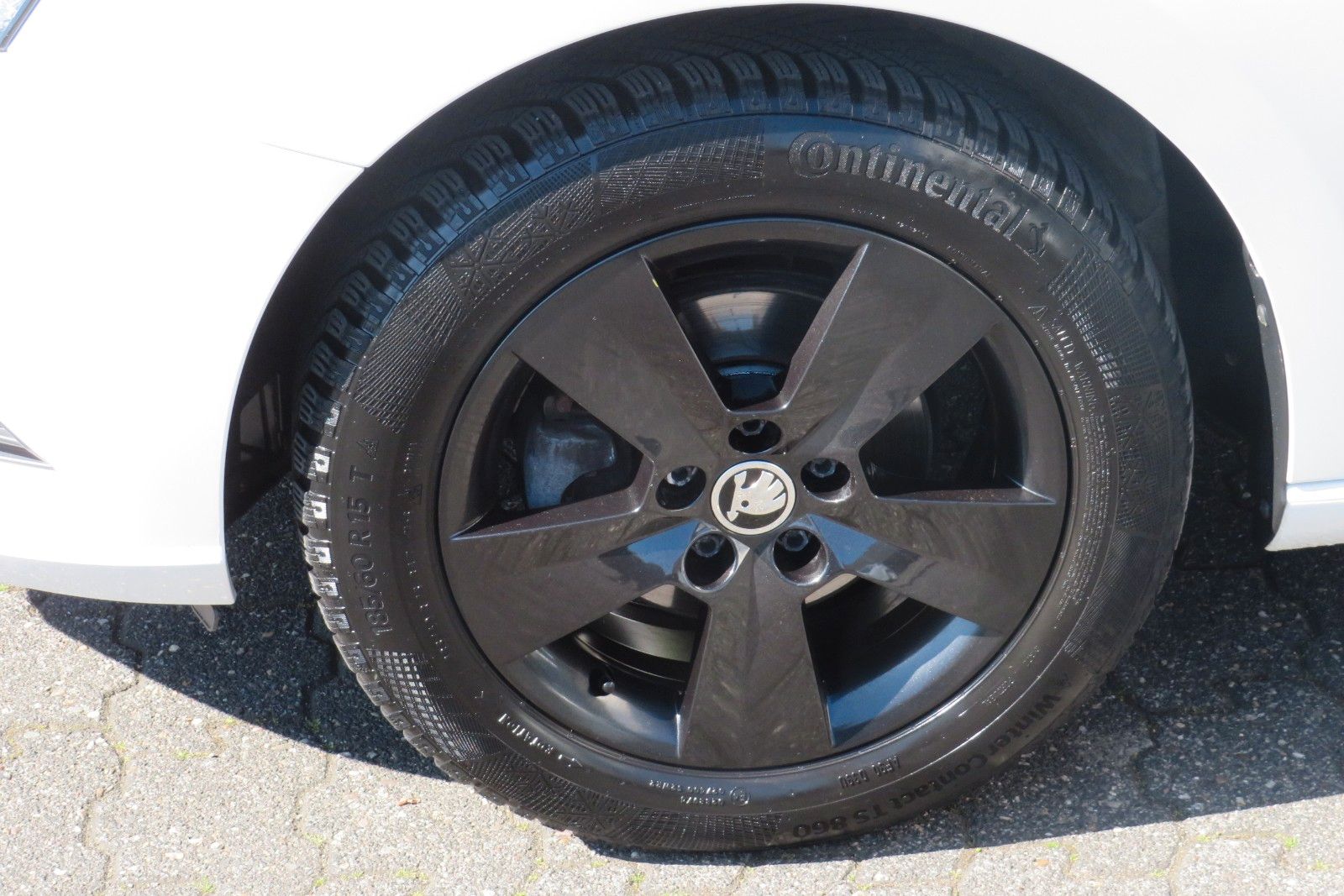 Fahrzeugabbildung SKODA Fabia Active KLIMA ALU ZV 1.HAND
