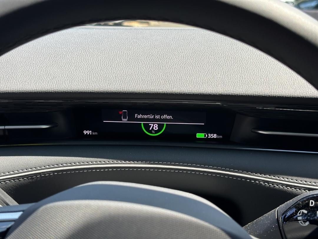 Fahrzeugabbildung Volkswagen ID.7 Tourer Pro W 360,AHK,HUD,Kamera,LED,Navi,LM