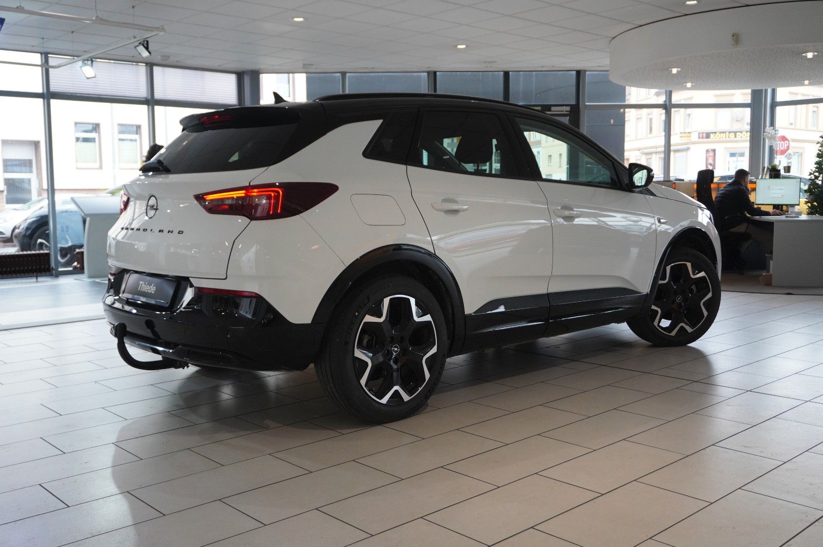 Fahrzeugabbildung Opel Grandland (X) GS LINE 4HYBRID NAVI/KAMERA/AHK
