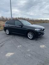 BMW X3 xDrive20d Leder AHK Navi 104TKM, 8 fach  - BMW: X 10