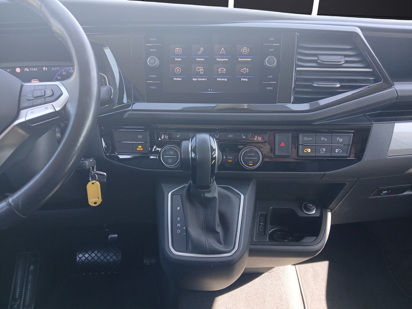 Fahrzeugabbildung Volkswagen T6 Multivan T6.1 TDI DSG 4-M Generation-Six STH