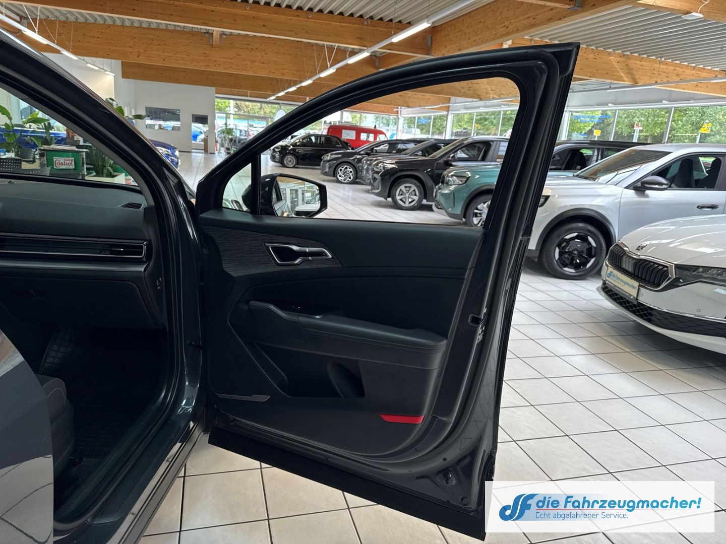 Fahrzeugabbildung Kia Sportage Spirit Navi Digitales Cockpit LED Apple