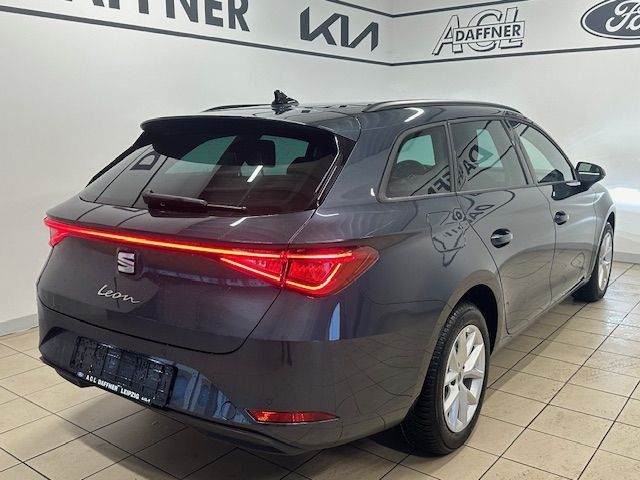 Fahrzeugabbildung SEAT Leon Sportstoure Road Edition VerkehrszeichenERK