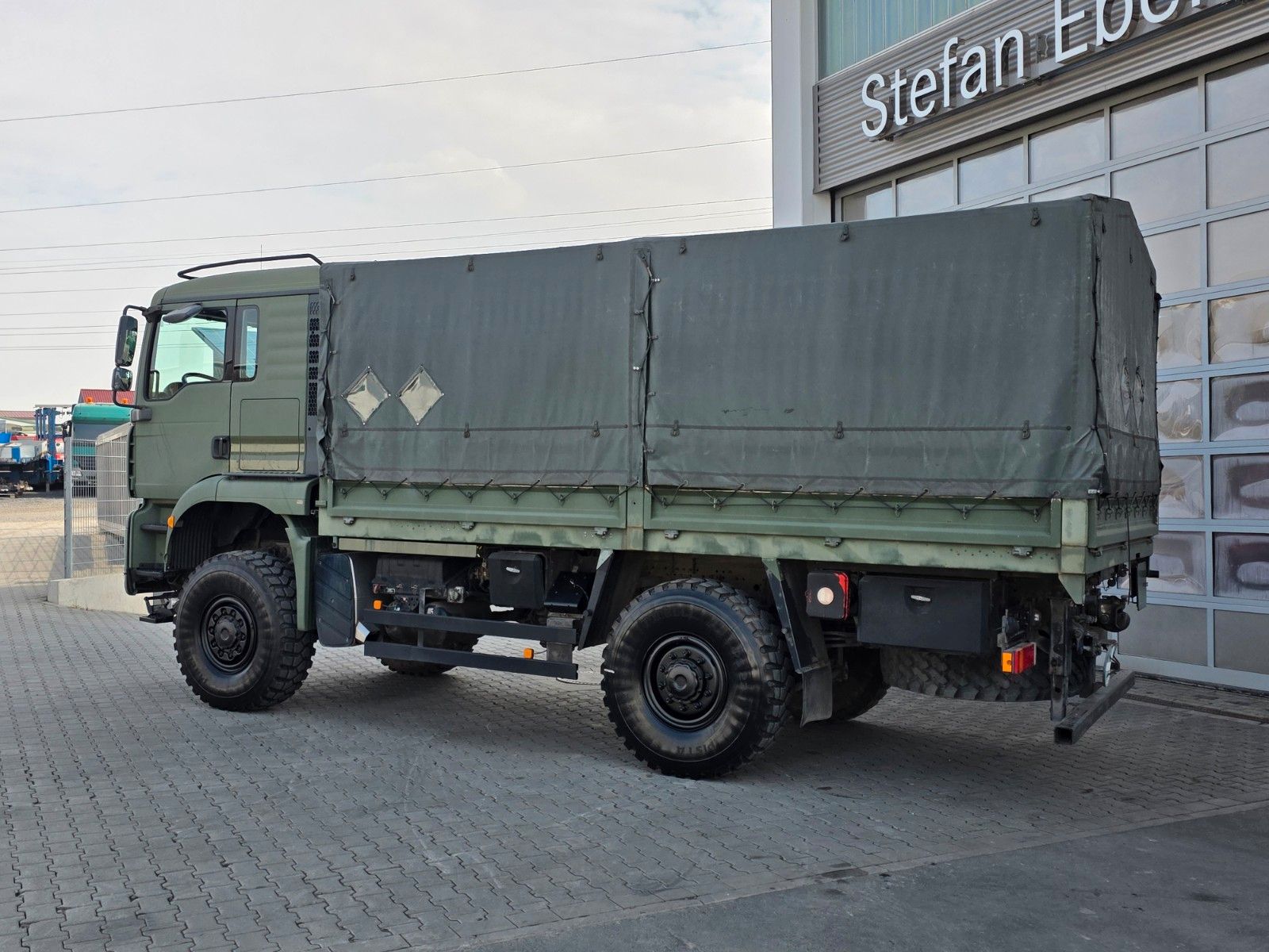 Fahrzeugabbildung MAN TGA 18.360 4x4 BB 3 Sitze Schalter Expedition