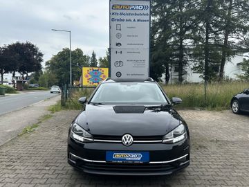 Volkswagen Golf - 6