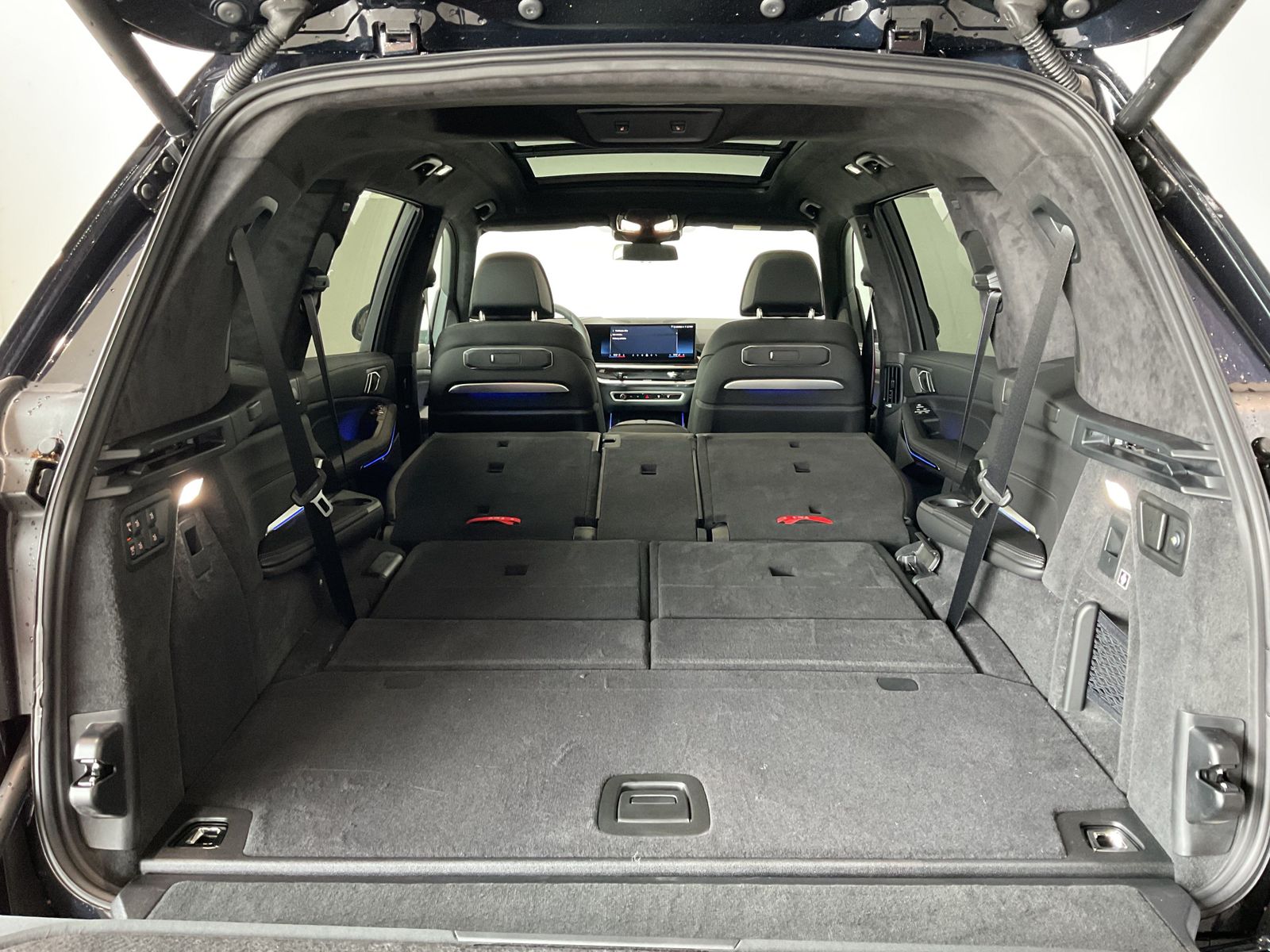 Fahrzeugeinzelansicht 17 Fahrzeugabbildung BMW X7 xDrive40i |Sitzbelüft. |Standheizung |AHK