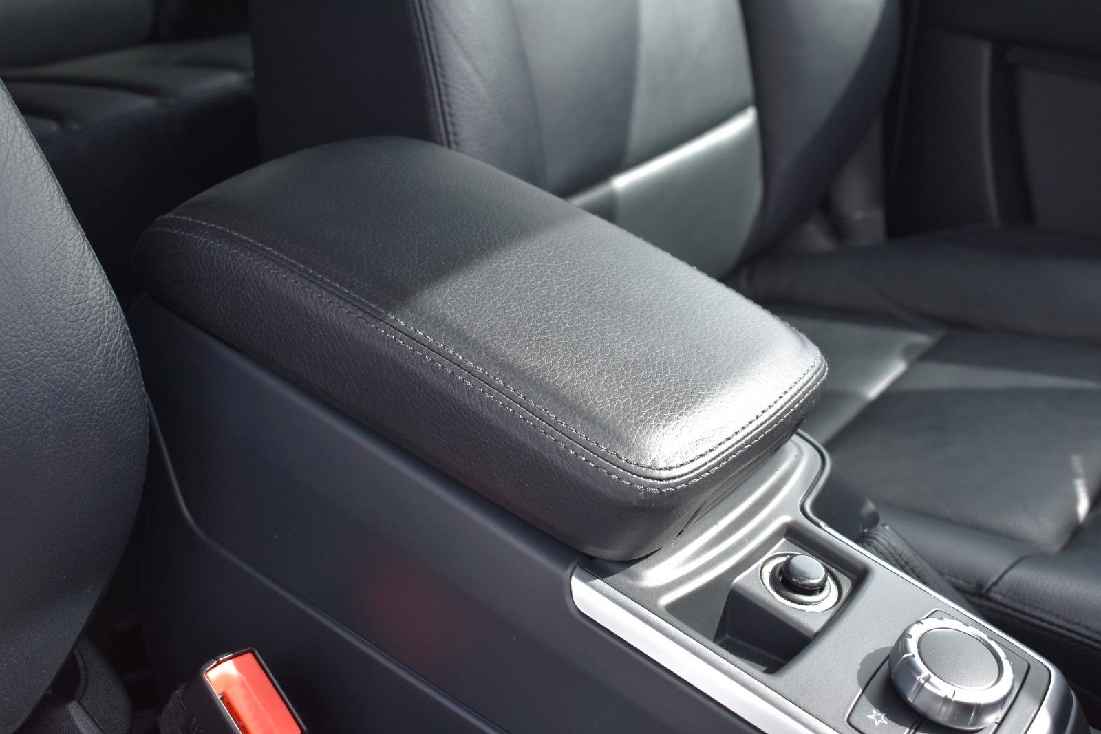 Fahrzeugabbildung Mercedes-Benz G 500 V8 1.HAND/AHK/SD/LEDER/KAMERA/TOTWINKEL