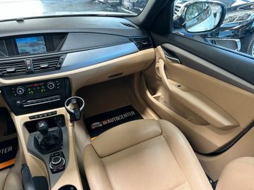 BMW X1 18 d *M-Paket*NAVI*TEMPO*PDC*PANO*