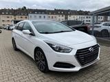 Hyundai i40 blue Premium 1.7 CRDi El. Panodach Navi Memo - Hyundai i40: Kombi