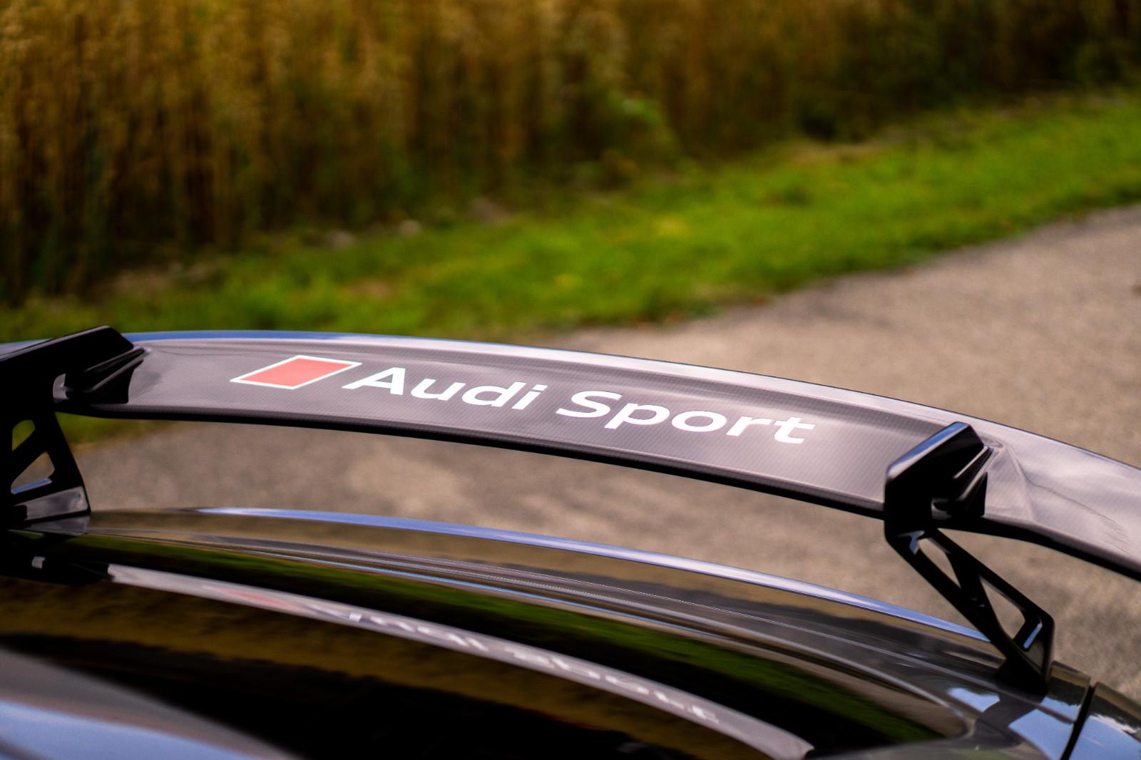 Audi TTRS | Performance Parts | Akrapovic | Keramik