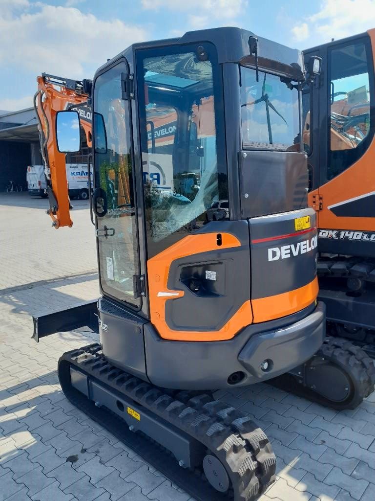 Fahrzeugabbildung Doosan DX 27 Z-7