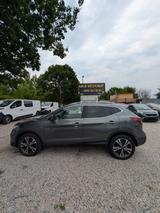 Nissan Qashqai *TÜV NEU*AUTOMATIK*ALLWETTEREIFEN* - Nissan: Allradantrieb