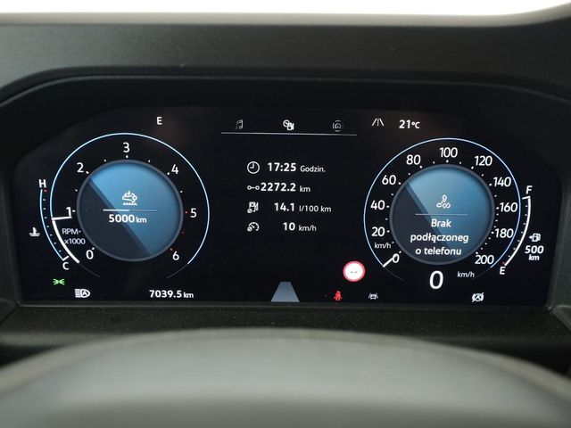 T7 Transporter Kasten 2.0 TDI LED AHK KLIMA RFK