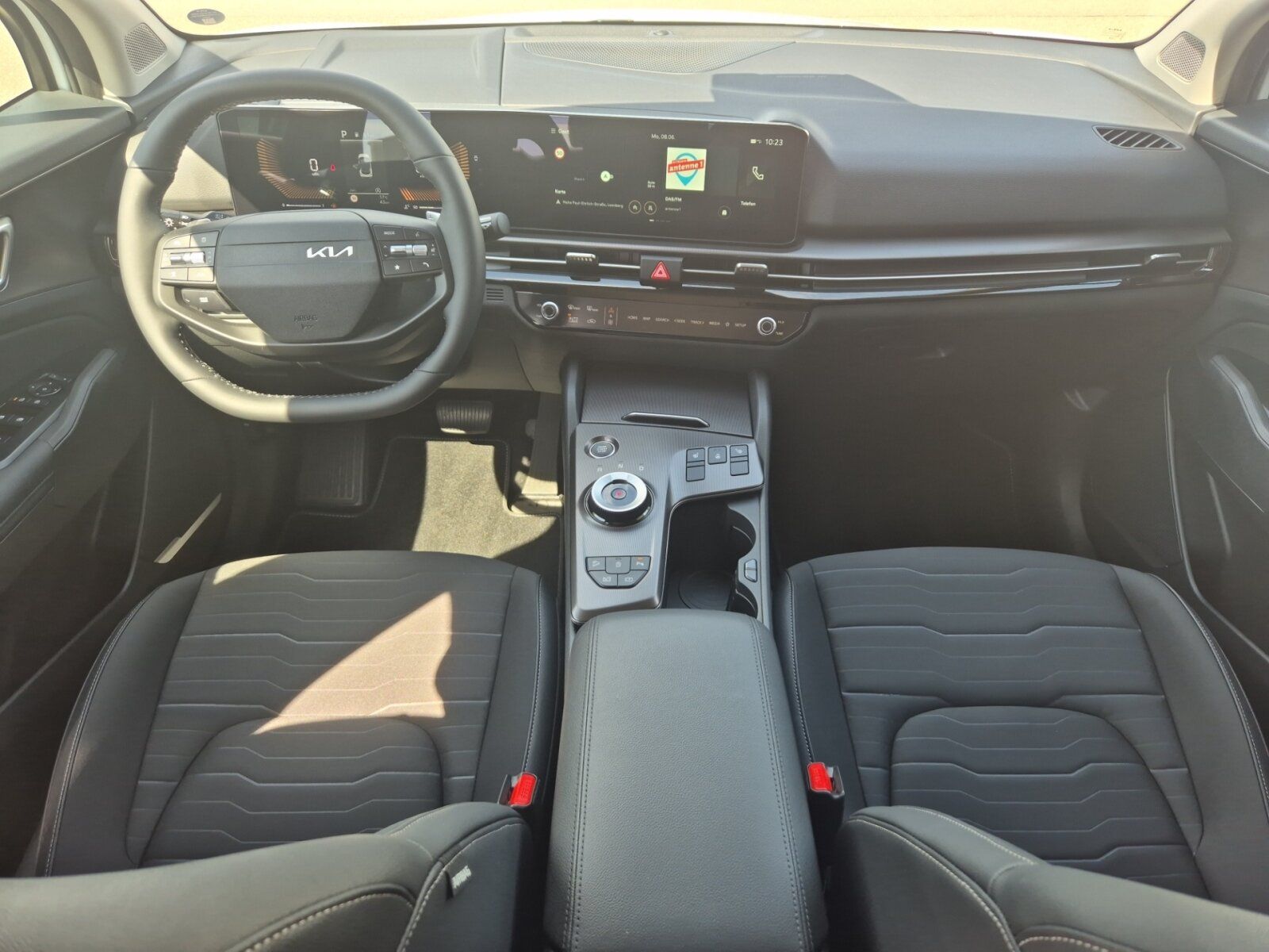 Fahrzeugabbildung Kia SPORTAGE 1.6T 2WD DCT VIS KOM
