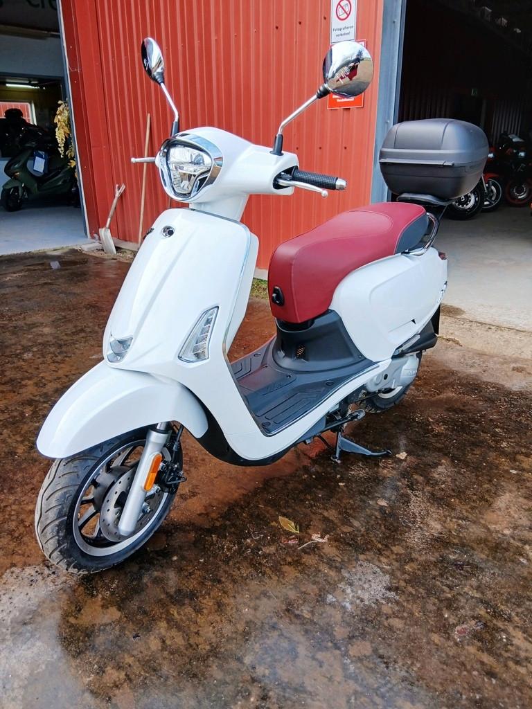 Kymco Like II 50i Neuwertig 19km! 25 / 45 kmh Mofa