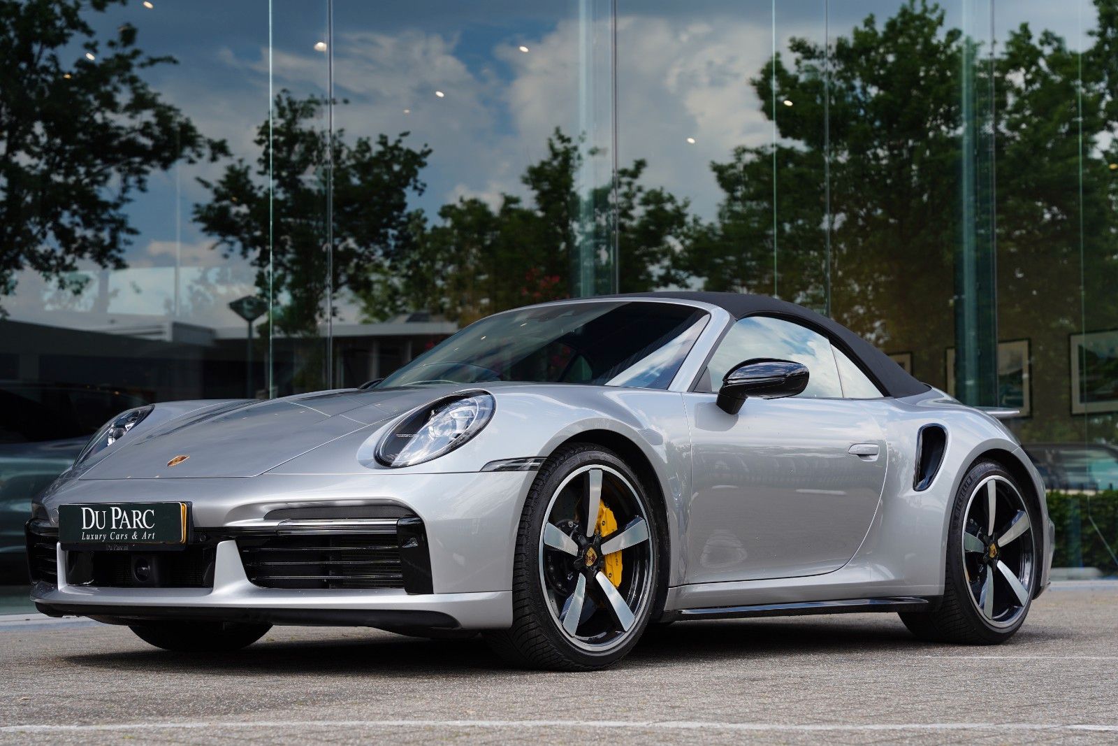 Porsche 911 Turbo S Cabriolet / Manufactur / Heritage imagem 3