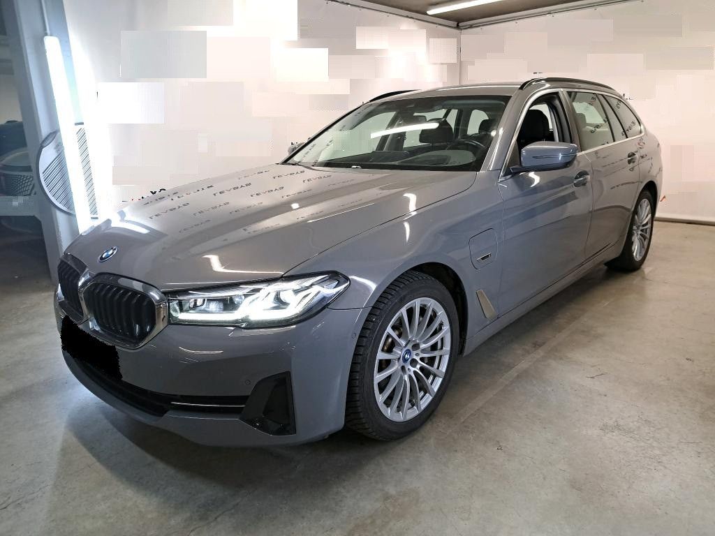 BMW 530 e xDrive AHK Leder Memory Harman-Kardon Kam