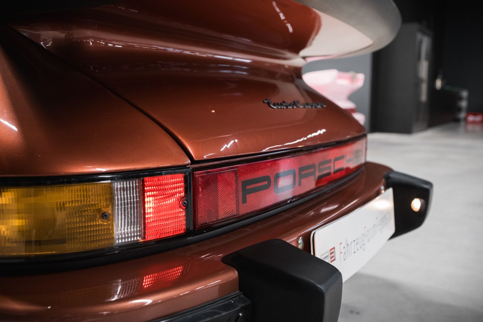 Fahrzeugabbildung Porsche 911/930 Turbo 3.0-guter Zustand-seltene Farbe