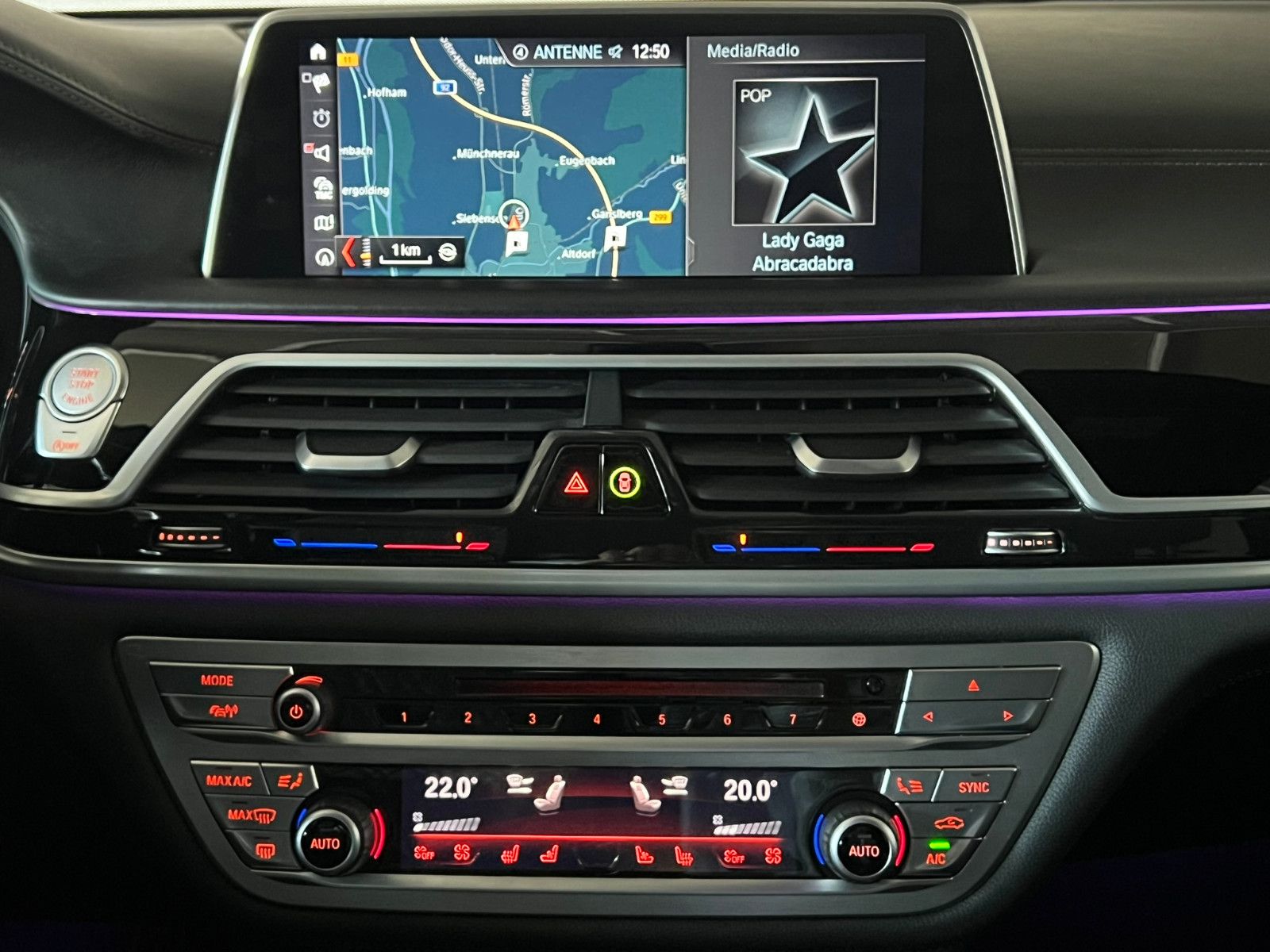 Fahrzeugabbildung BMW 750 d xDrive M SPORT/LASER/TOP VIEW/MASSAGE/19%