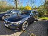BMW 520i Touring, 184 PS, Baujahr 2018 - BMW 520 in Wiesbaden