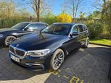BMW 520i Touring, 184 PS, Baujahr 2018 - BMW 5er Reihe Gebrauchtwagen in Frankfurt