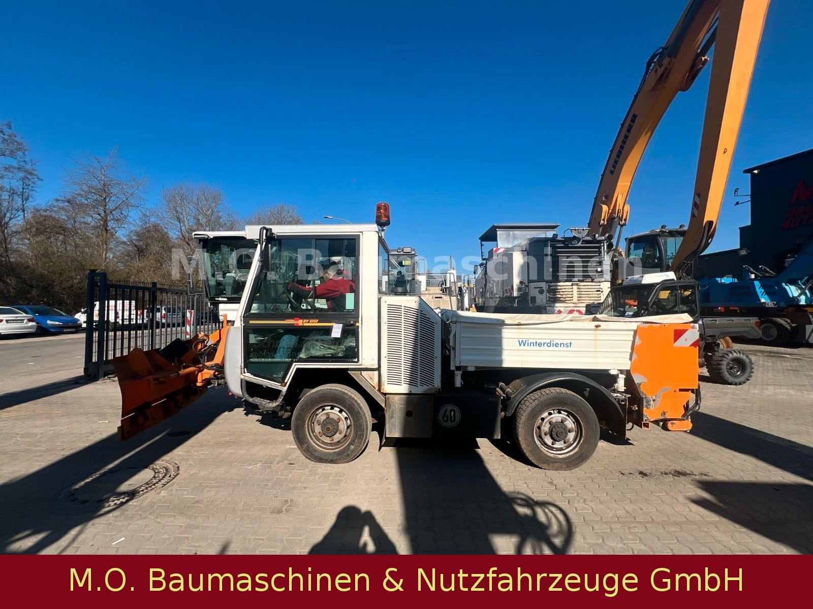 Fahrzeugabbildung Andere Bokimobil Hy 1251 / Salzstreuer+ Schild/