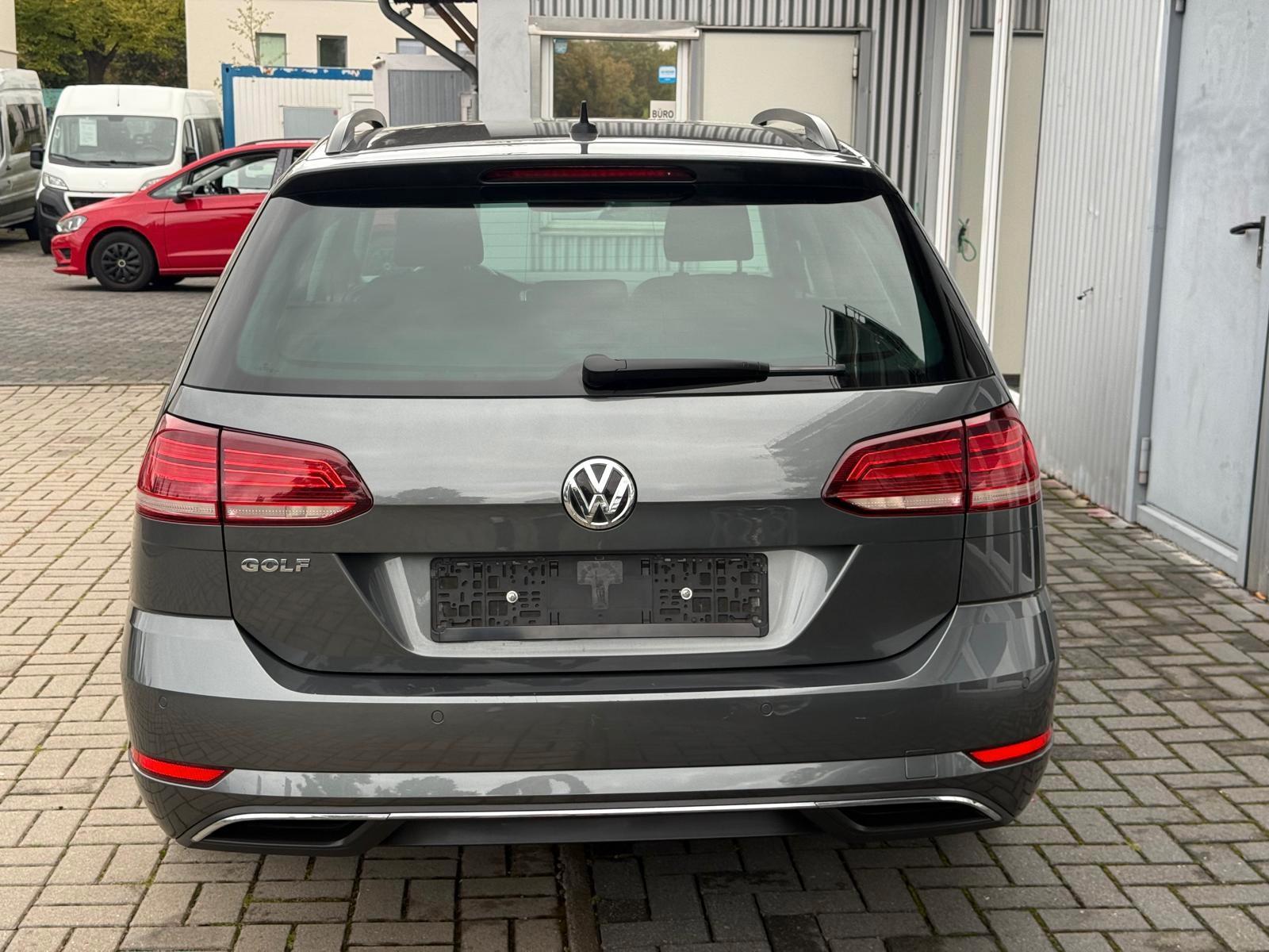 Volkswagen Golf VII 1.5 TSI Variant+Navi+Klimaaut+ACC